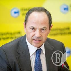 Тігіпко: Влада не зуміла реалізувати жодної реформи і лізе в кишеню до українців Тігіпко: Влада не зуміла реалізувати жодної реформи і лізе в кишеню до українців